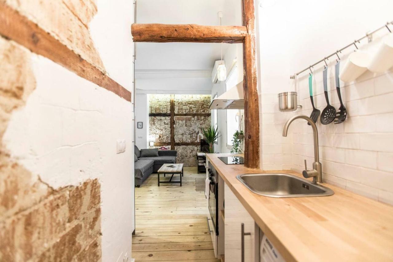 Intimate And Artistic Flat Wifi Puerta Del Sol Apartment Madrid Bagian luar foto